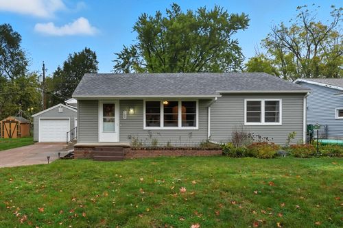 709 Saint Croix St N, Hudson, WI, 54016-1156 | Card Image