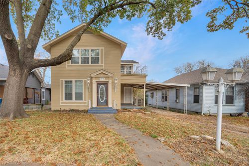 1015 W Walker St, Denison, TX, 75020-2127 | Card Image