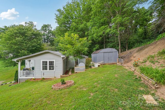 69 Devlin St, House other with 3 bedrooms, 2 bathrooms and null parking in Canton NC | Image 27