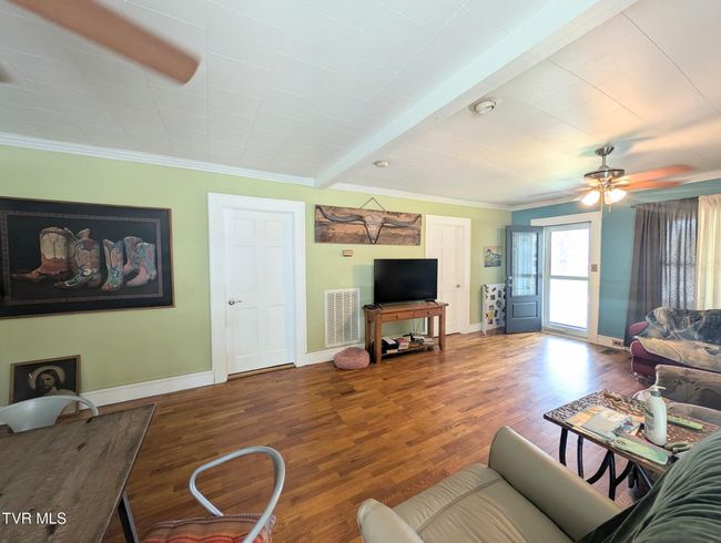 2509 Dc Caney Ridge Rd, House other with 3 bedrooms, 2 bathrooms and null parking in Clintwood VA | Image 64