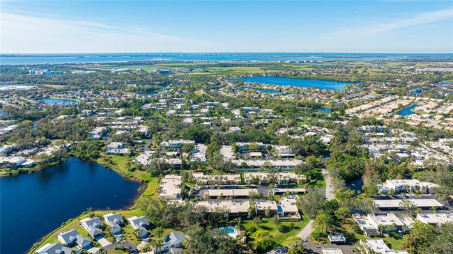 527 Spring Lakes Blvd, Condo with 2 bedrooms, 2 bathrooms and null parking in BRADENTON FL | Image 30