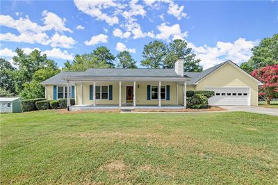 4839 Countryside Drive, House other with 3 bedrooms, 2 bathrooms and null parking in Flowery Branch GA | Image 1