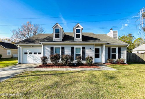 107 Wedgewood Dr, Jacksonville, NC, 28546-7892 | Card Image