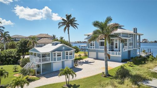 950 San Carlos Dr, FORT MYERS BEACH, FL, 33931-2226 | Card Image