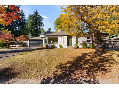 7821 Sw Greenwood Dr, Portland, OR, 97223 | Card Image