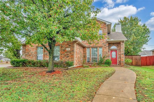 400 Goodnight Trl, Justin, TX, 76247-7010 | Card Image