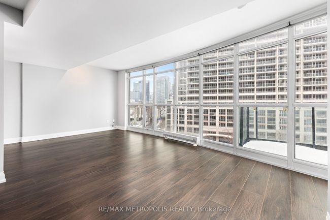 678 - 209 Fort York Blvd, Condo with 2 bedrooms, 2 bathrooms and null parking in Toronto ON | Image 11
