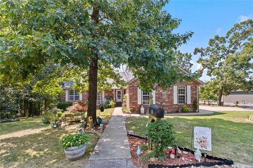 2 Creetown Cir, Bella Vista, AR, 72715-3701 | Card Image