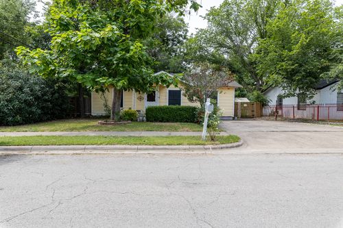 3528 Kellis St, Fort Worth, TX, 76119-5765 | Card Image