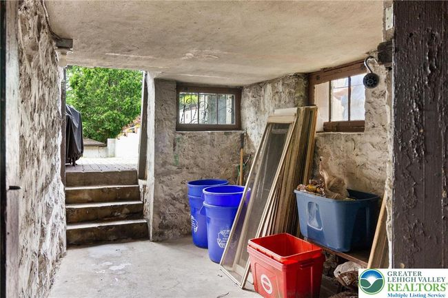 923 N Webster Ave, Home with 9 bedrooms, 5 bathrooms and 3 parking in Scranton PA | Image 56