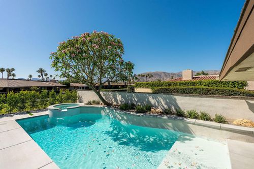 3 Columbia Dr, Rancho Mirage, CA, 92270-3149 | Card Image