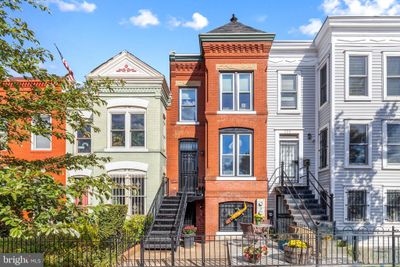 704 I Street Se, House other with 2 bedrooms, 2 bathrooms and null parking in WASHINGTON DC | Image 1