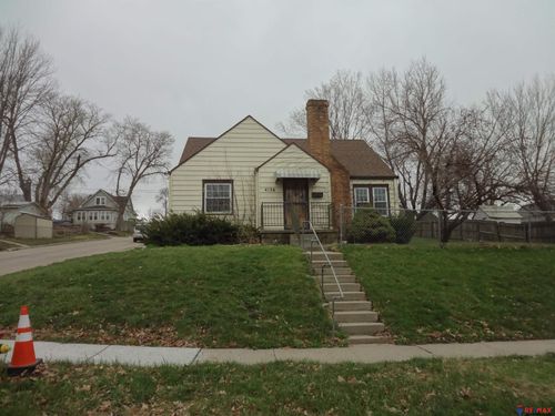 4136 S 39th Ave, Omaha, NE, 68107-1109 | Card Image