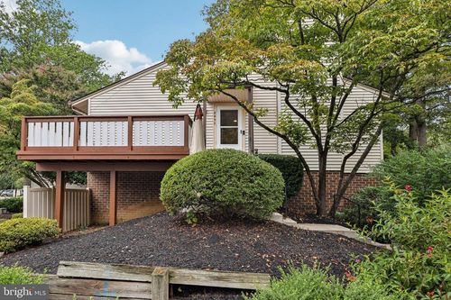 14a-2852 Chablis Cir, WOODBRIDGE, VA, 22192-1946 | Card Image