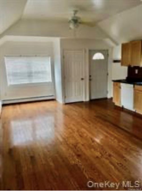 2a-13 Spring St, Warwick, NY, 10990-1472 | Card Image
