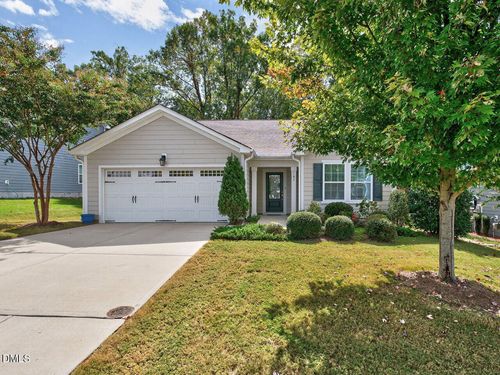 107 Thornbury St, Clayton, NC, 27527-9315 | Card Image