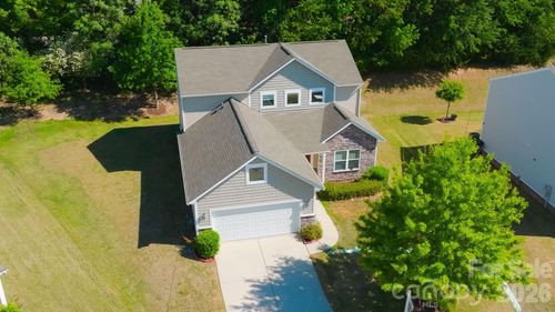 504 Twelve Oaks Ln, Fort Mill, SC, 29708-0066 | Card Image