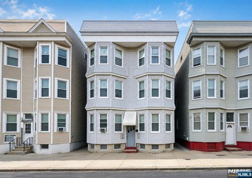 19 Franklin Ave, Harrison, NJ, 07029-1624 | Card Image