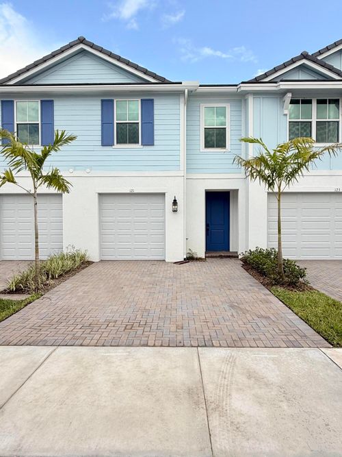 121 Se Birch Ter, Stuart, FL, 34997-7333 | Card Image