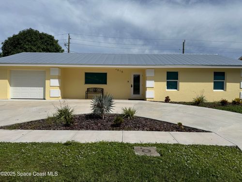 3015 Marshall Dr, Melbourne, FL, 32901-7711 | Card Image