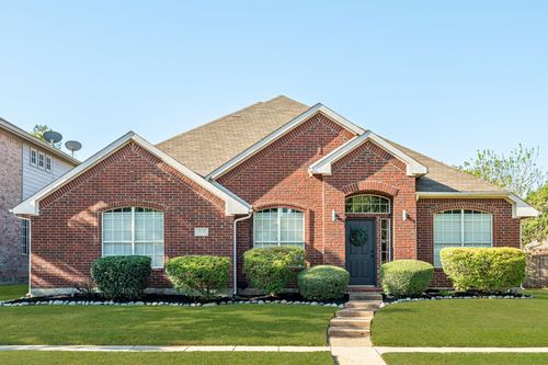 5533 Glenview Ln, The Colony, TX, 75056-3785 | Card Image