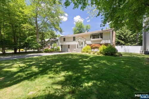 149 Sherwood Dr, Ramsey, NJ, 07446-2665 | Card Image