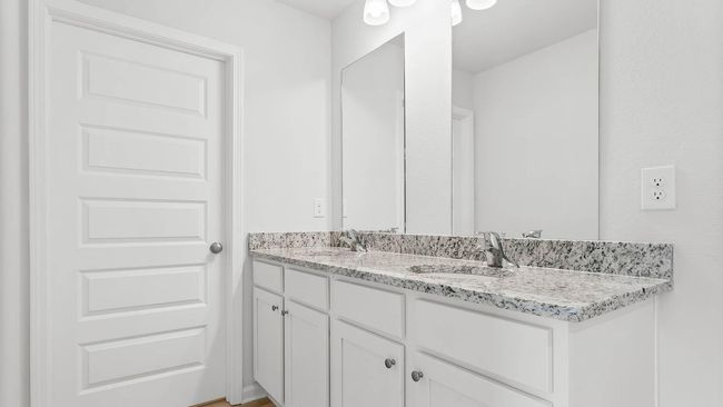 Freeport_26_Shared Bath | Image 29