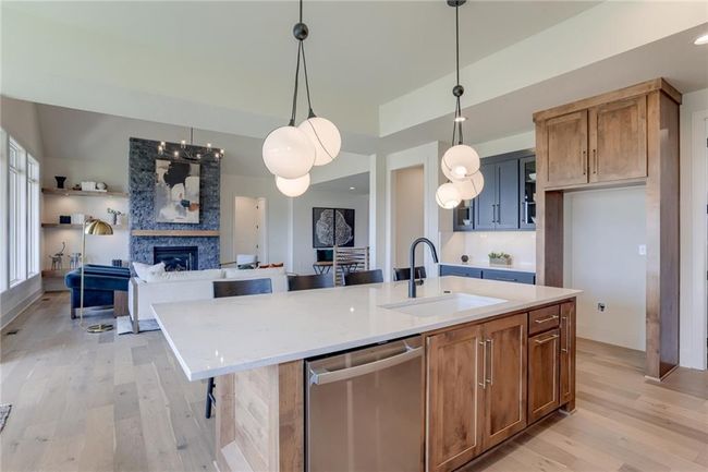 2307 W 176 Th Ter, House other with 4 bedrooms, 4 bathrooms and null parking in Overland Park KS | Image 22