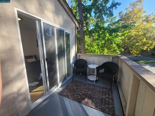 apt-23-375 Camelback Rd, Pleasant Hill, CA, 94523-1320 | Card Image