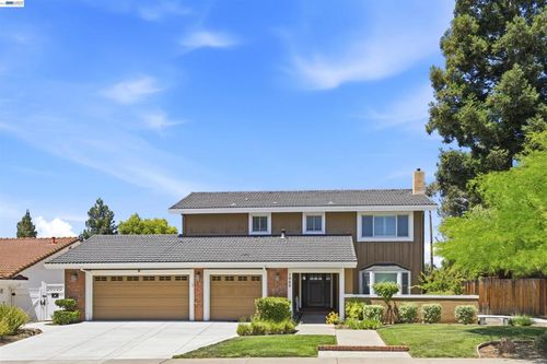 1042 Lomitas Ave, Livermore, CA, 94550-6436 | Card Image