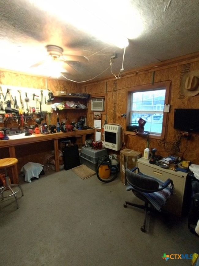 Workshop office | Image 17