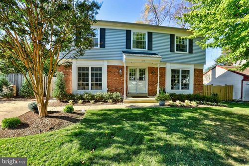 1323 April Way, HERNDON, VA, 20170-3904 | Card Image