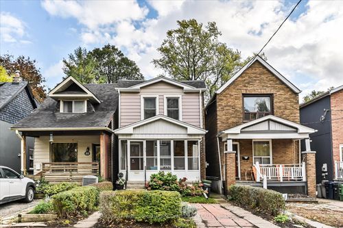 {{alt}} | Card Image