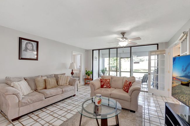 APT-107 - 4236 Deste Ct, Condo with 3 bedrooms, 2 bathrooms and null parking in Lake Worth FL | Image 12