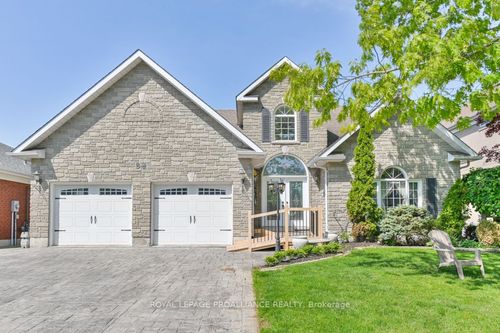 39 Grosvenor Dr, Belleville, ON, K8P5K3 | Card Image