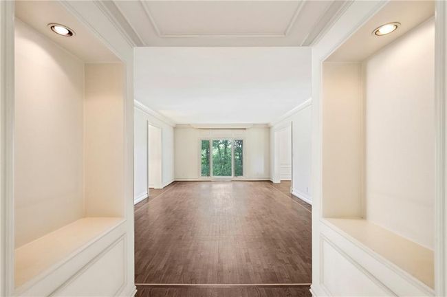 APT-7 - 2769 Peachtree Rd Ne, Condo with 2 bedrooms, 2 bathrooms and 2 parking in Atlanta GA | Image 10