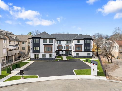 113-13 Warren Ct, Monsey, NY, 10952-3577 | Card Image