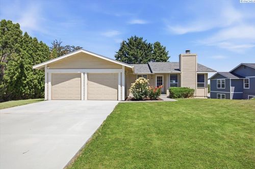 1024 W 14th Ave., Kennewick, WA, 99337 | Card Image