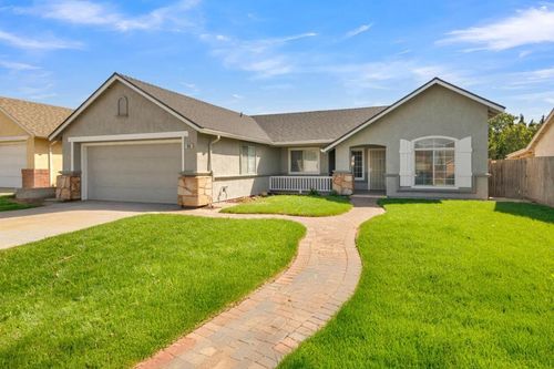 950 Prado Dr, Soledad, CA, 93960-3311 | Card Image