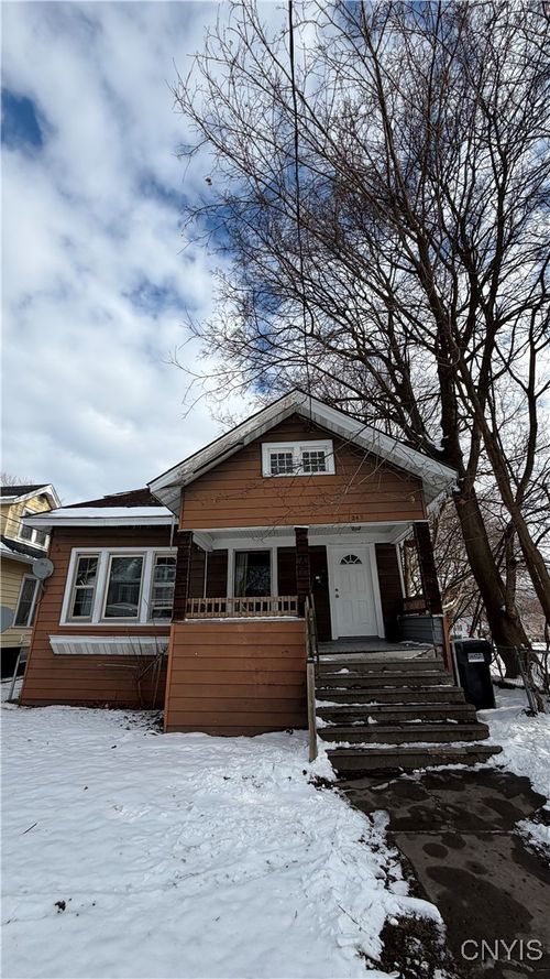 243 Palmer Ave, Syracuse, NY, 13207-1422 | Card Image