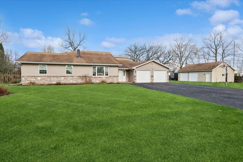 2 Division Street, Bristol, IL, 60512 | Card Image