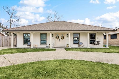 501 Moncla Ave, Belle Chasse, LA, 70037-2316 | Card Image