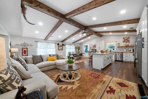 40 County Road 106, Leesburg, AL, 35983-3222 | Card Image