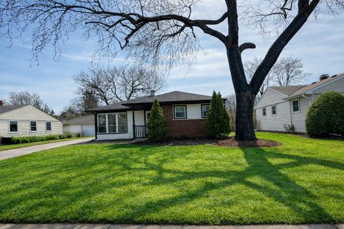 2109 Park St, Rolling Meadows, IL, 60008-1829 | Card Image