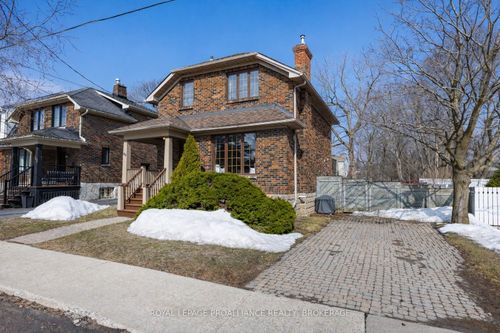 99 Hill Street, Kingston, ON, K7L2M8 | Card Image