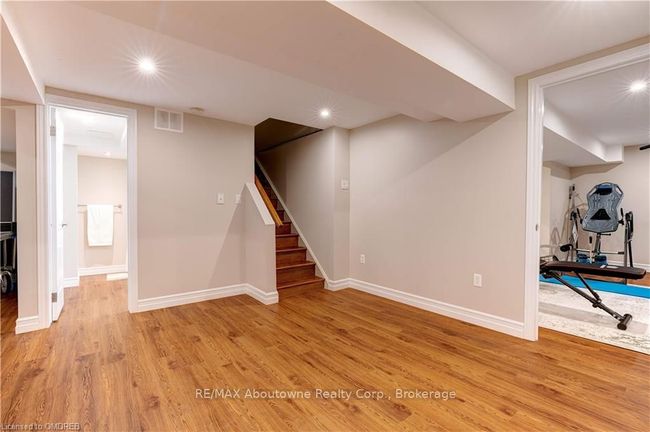1374 Cobbler Lane, House other with 4 bedrooms, 3 bathrooms and 4 parking in Oakville ON | Image 26