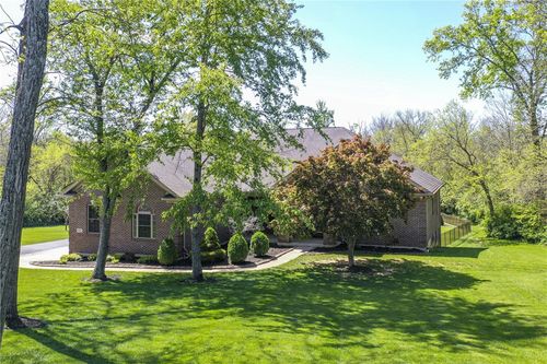 3681 Wilmington Rd, Lebanon, OH, 45036-8917 | Card Image