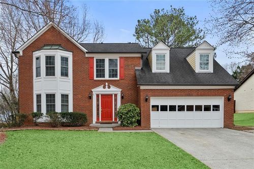 5375 Taylor Rd, Alpharetta, GA, 30022-7928 | Card Image