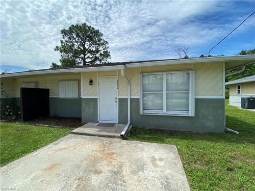 4202 Pine Drop Ln, North Fort Myers, FL, 33917-1870 | Card Image