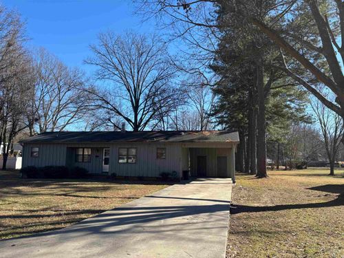 130 E Sunset Cir, Brownsville, TN, 38012-2822 | Card Image